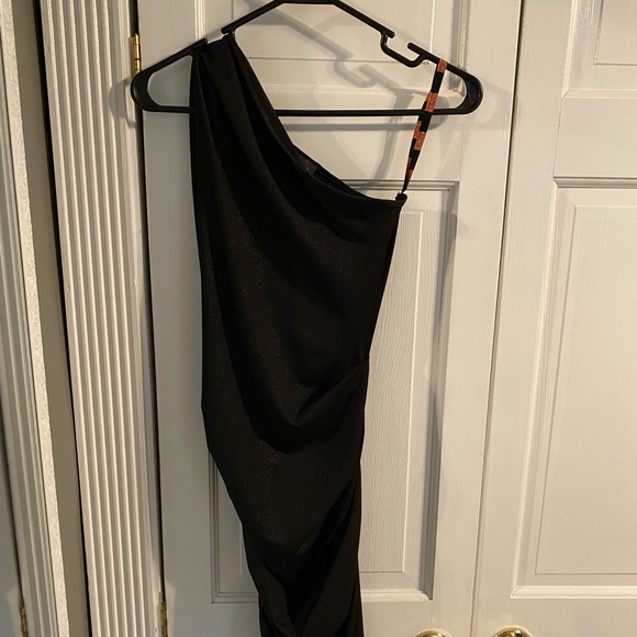 Me&Thee Carbon Copy Shimmer Metallic One Shoulder XS - Picture 5 of 6